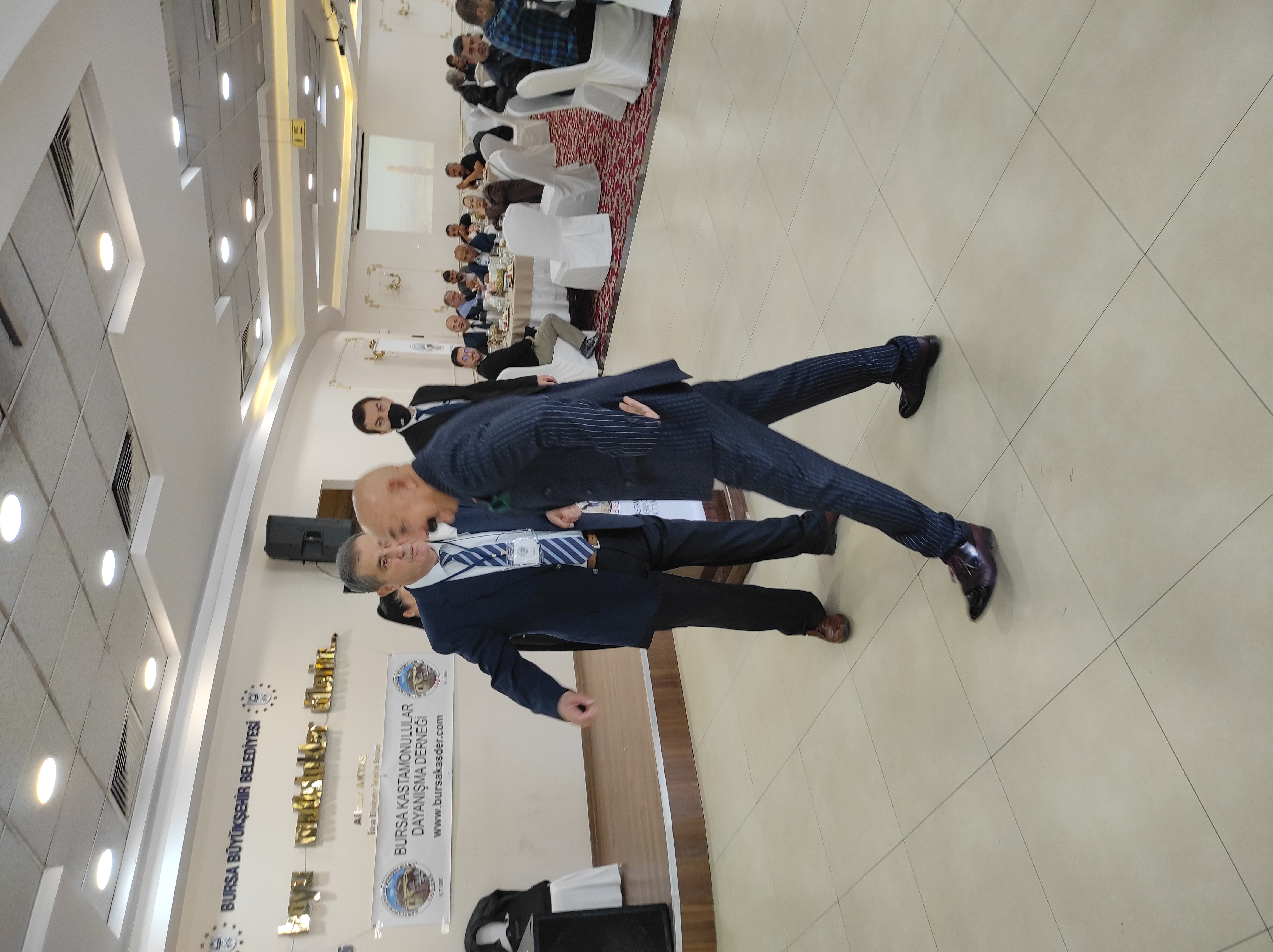 service single image