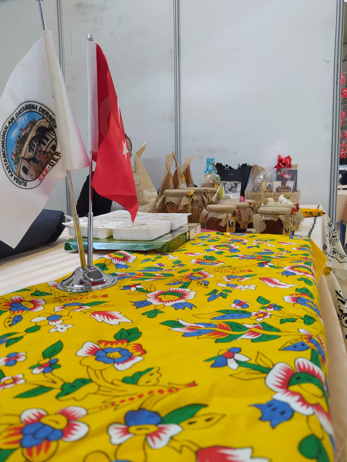 service single image