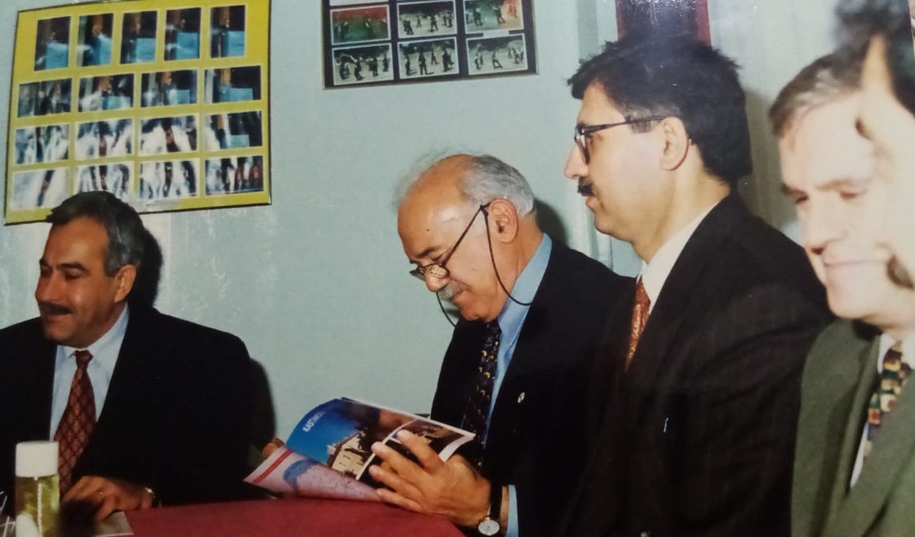 service single image