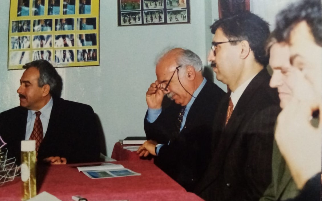 service single image