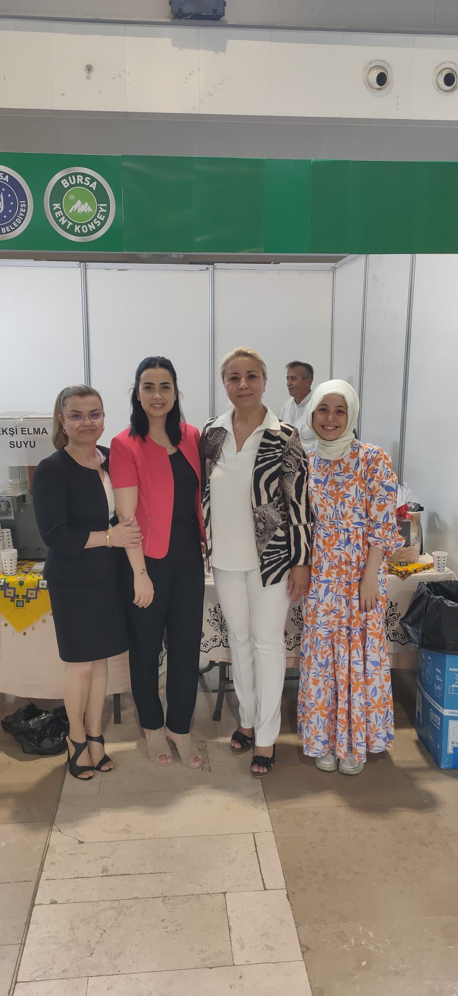 service single image