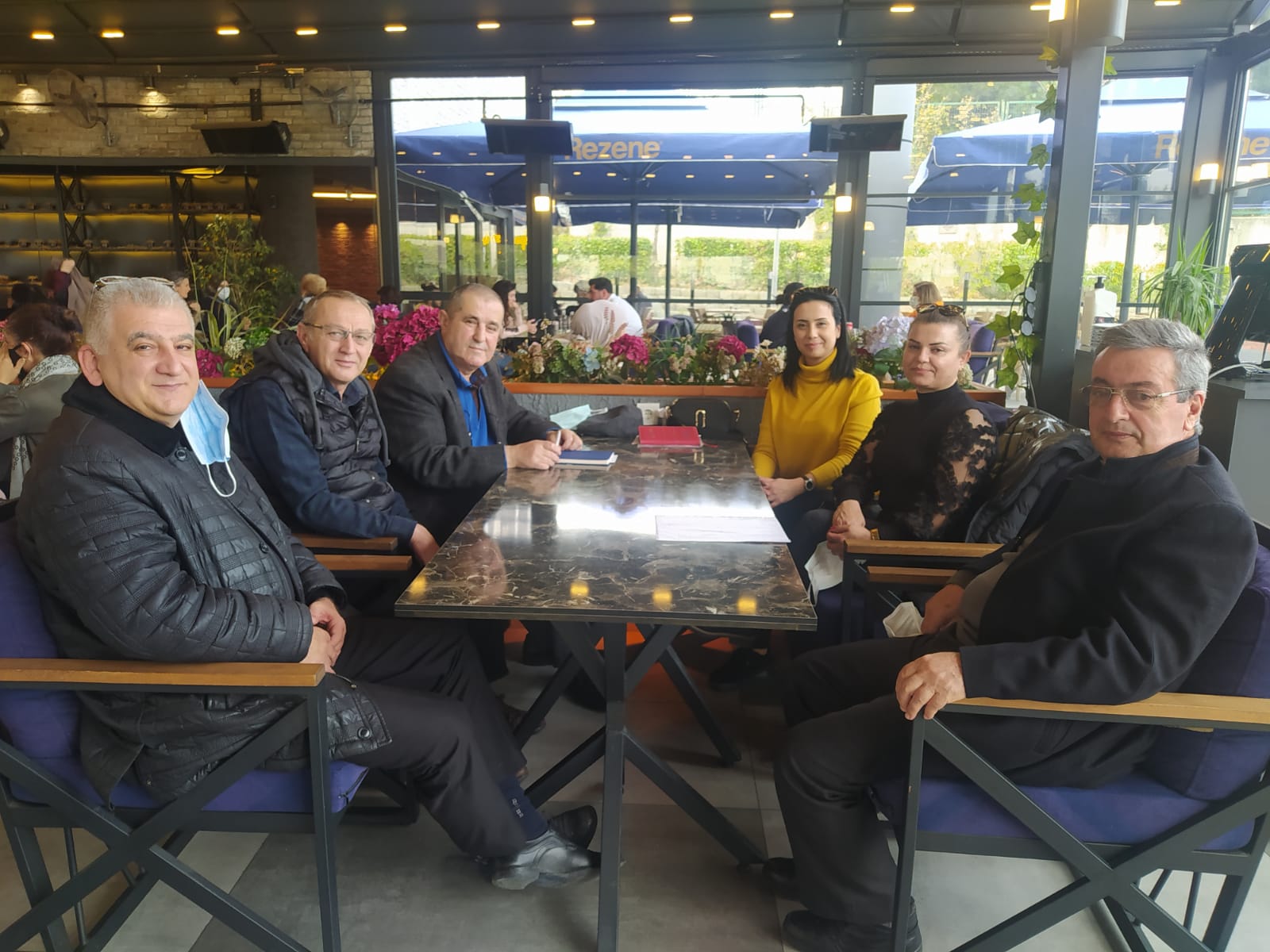 service single image