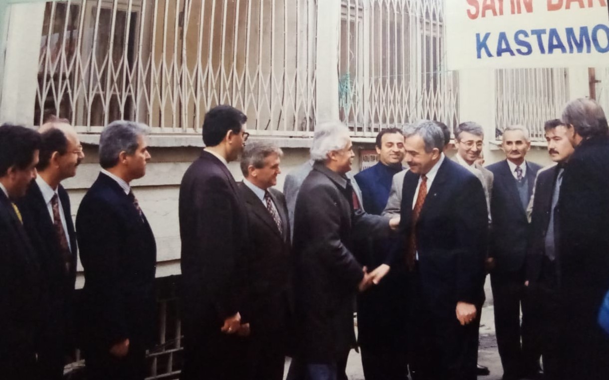 service single image