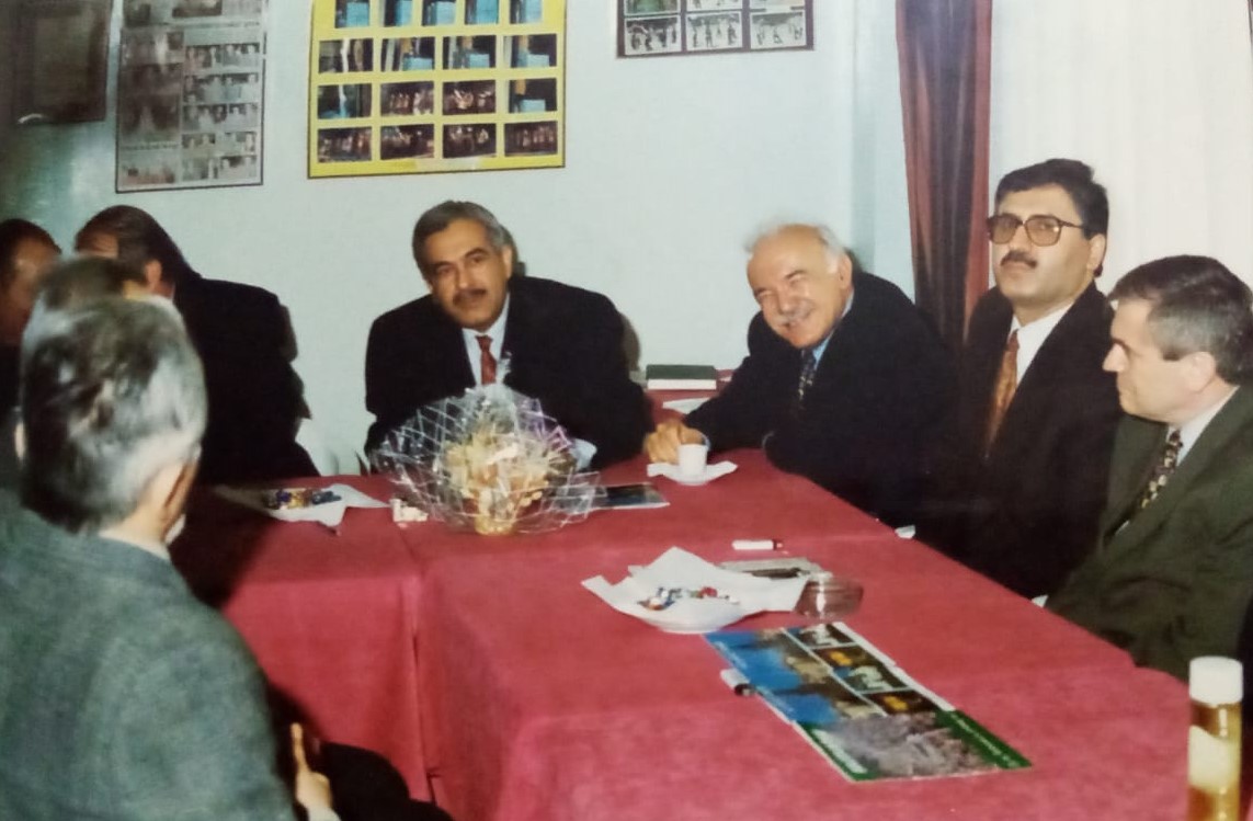 service single image